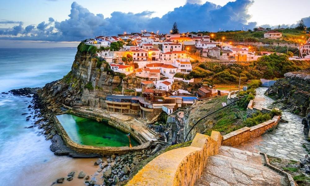 Португалія: відпочинок на березі океану, кращі курорти та екзотичні сувеніри